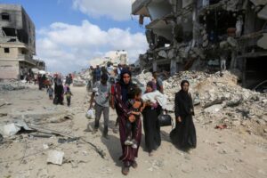 جميع النساء في غزة يعانين من واقع مرير وظروف قاسية يصعب على المرء التعايش معها.
