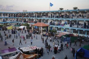 أزمة النزوح الداخلي ومراكز الإيواء المكتظة في قطاع غزة